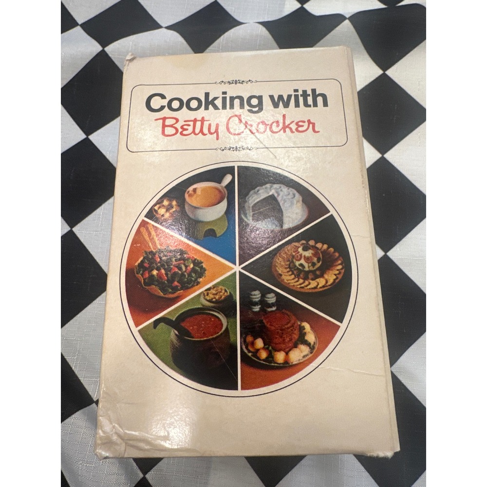 Vintage Betty Crocker Cookbook Set 5 Special Edition Paperbacks with Slipcase